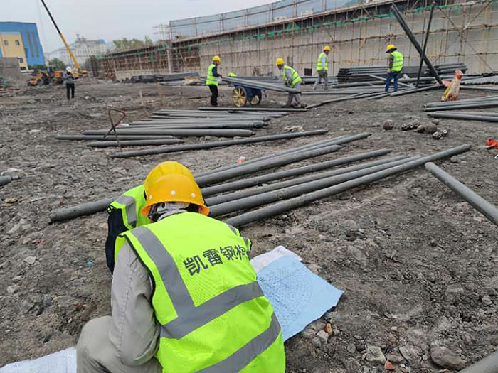 孟州螺栓球网架结构